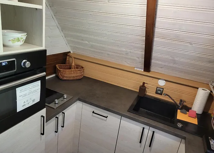 Chaticka Na Cikance Svratka